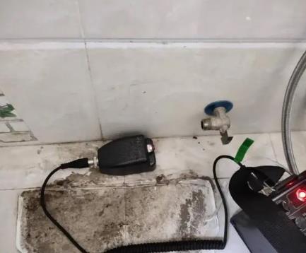 贵港市屋顶漏水维修公司分享下卫生间漏水的危害及解决方法